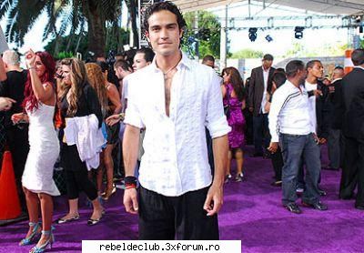 RBD LA PREMIILE JUVENTUD - tibik - stiri